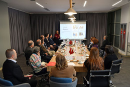 Üniversitemiz ile Pearson Türkiye Arasında Paylaşım ve Bilgilendirme Toplantısı